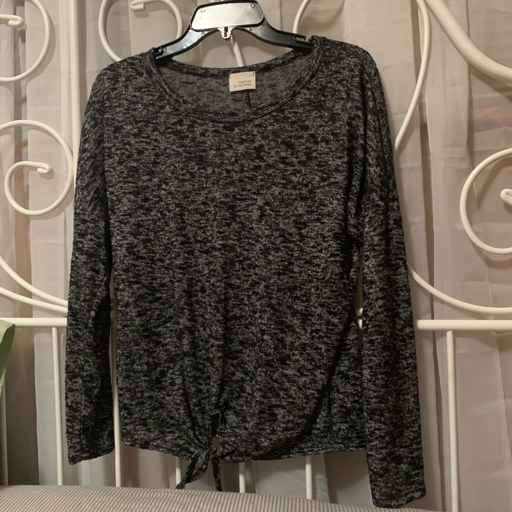 Lightweight sweater